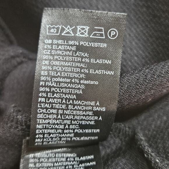 Black Short Sleeve Fitted Crop Top Size Medium - Picture 4 of 5